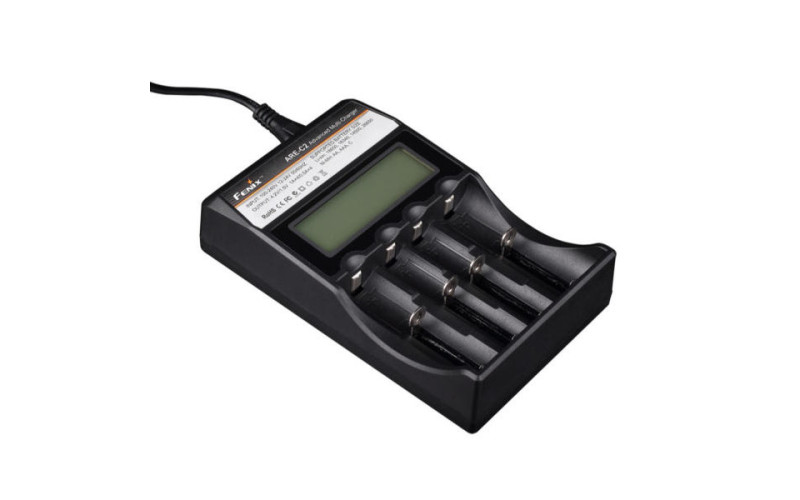 Зарядное устройство Fenix ARE-C2 на 4 АКБ