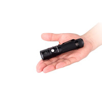 Фонарь Fenix RC09