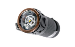 Фонарь Fenix E16